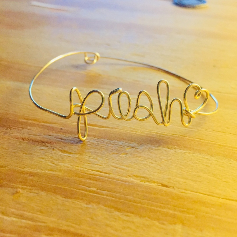 🎉Hp 🎉 Dainty Custom Wire Name Bracelet Handmade - Picture 3 of 6